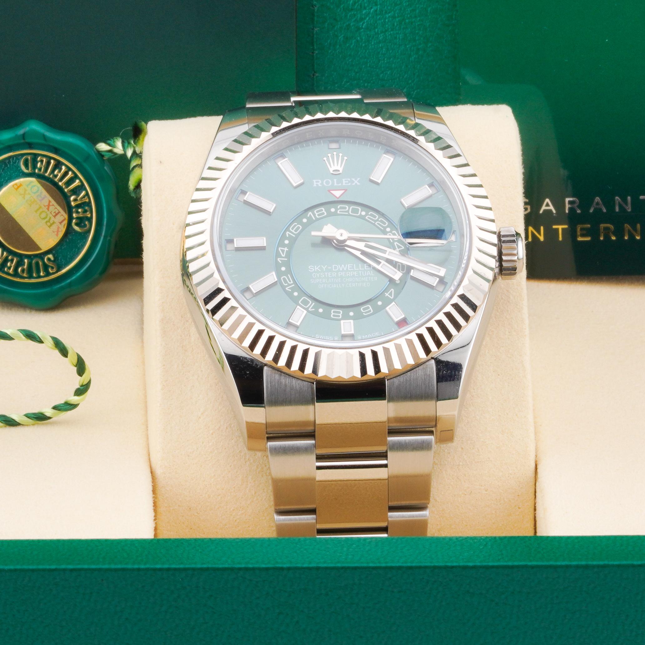 Rolex 2025 Sky Dweller 336934 Green 42mm Stainless Steel Watch w/ Box and Papers